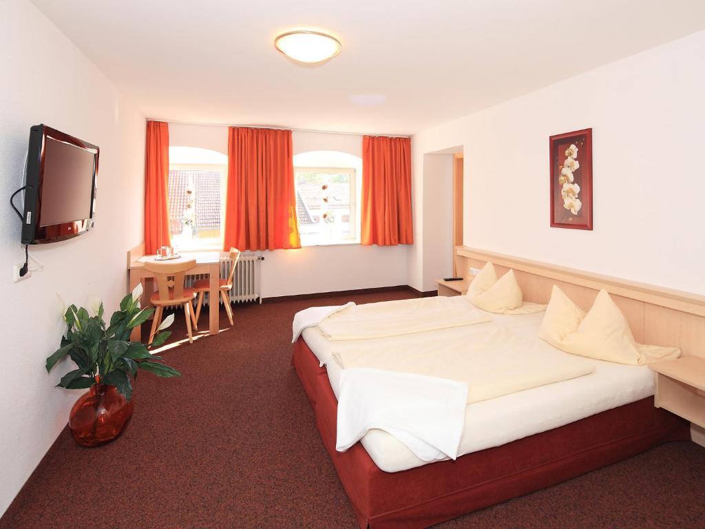 Gasthof Roessle Rieden Room photo