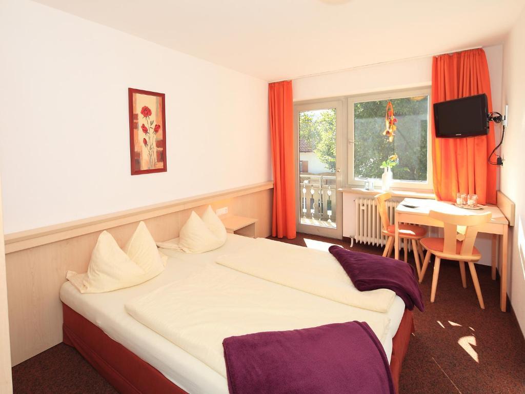 Gasthof Roessle Rieden Room photo