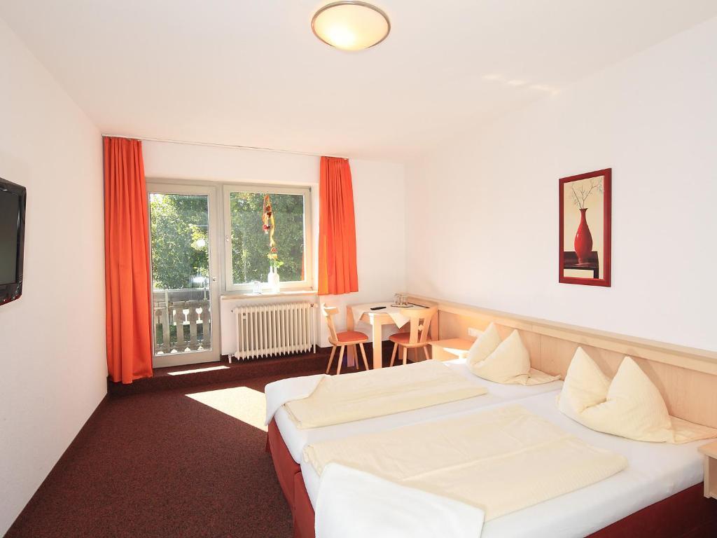 Gasthof Roessle Rieden Room photo