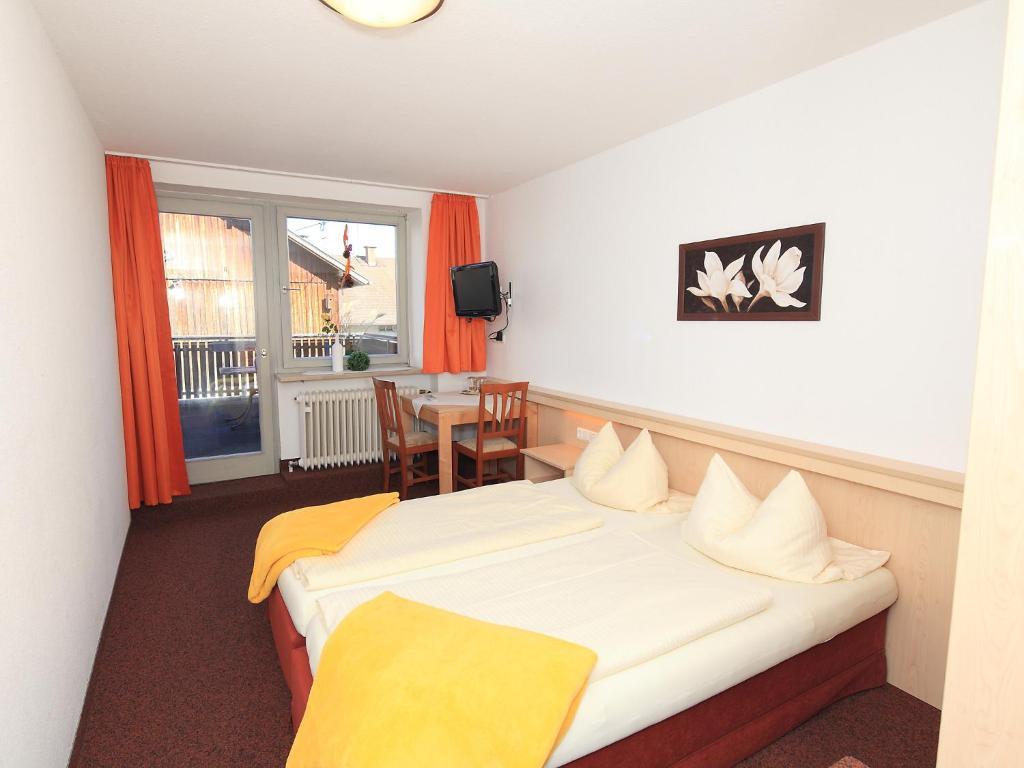 Gasthof Roessle Rieden Room photo